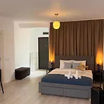 Soho By Rh Reserve